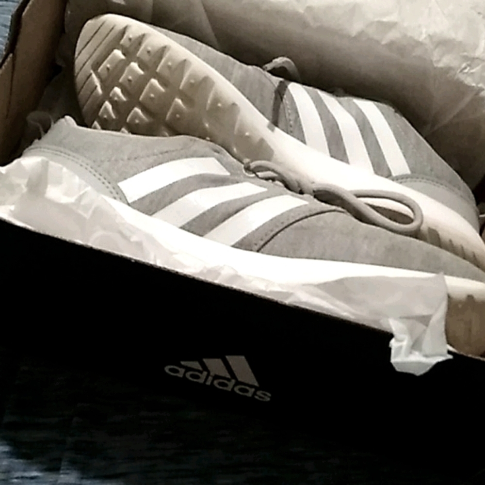 Grey & white Adidas cloudsoft
